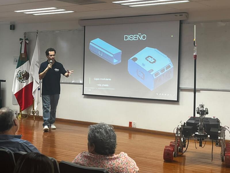 Estudiantes de la UNAQ competirán en Canadá con Rover desarrollado para simulaciones espaciales
