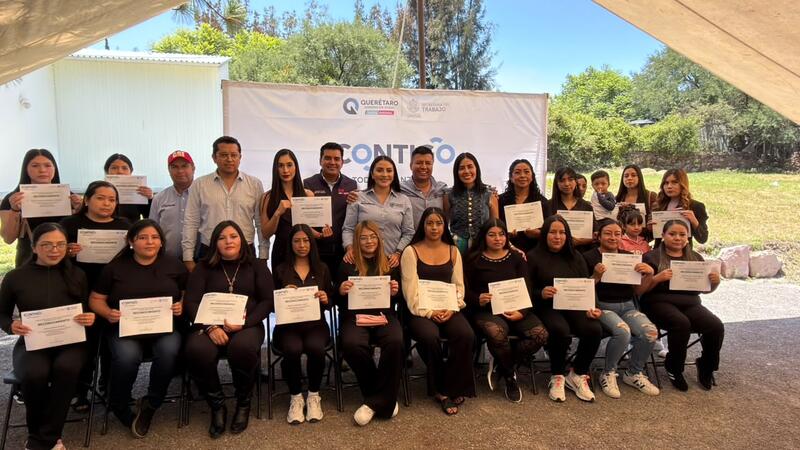 Secretaría del Trabajo impulsa el autoempleo de mujeres en Huimilpan Borrador automático