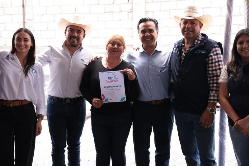 SEDESOQ entrega apoyos del Programa de Coinversión Social en Amealco Borrador automático