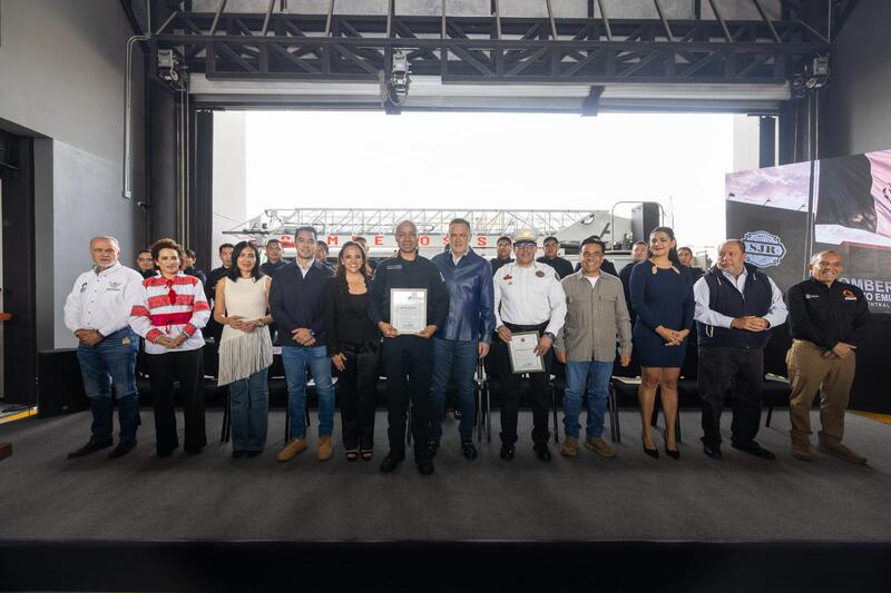 Reconoce Gobernador labor de Bomberos de San Juan del Río en defensa de Querétaro Borrador automático