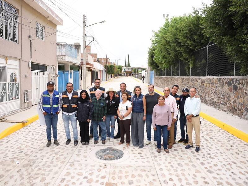 Destinan 2.3 mdp para mejorar vialidad en el Centro de San Juan del Río Borrador automático