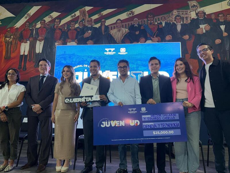 Reconocen a jóvenes queretanos por su talento y aportaciones al municipio Borrador automático