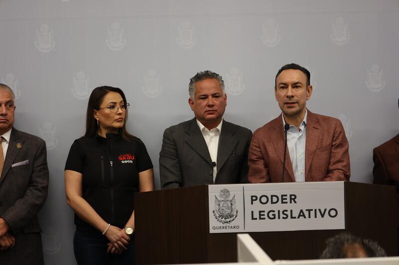“No hay que engañar a las ciudadanas y los ciudadanos: el 6 de 6 ya está contemplado en la ley y más”: Arturo Maximiliano Borrador automático