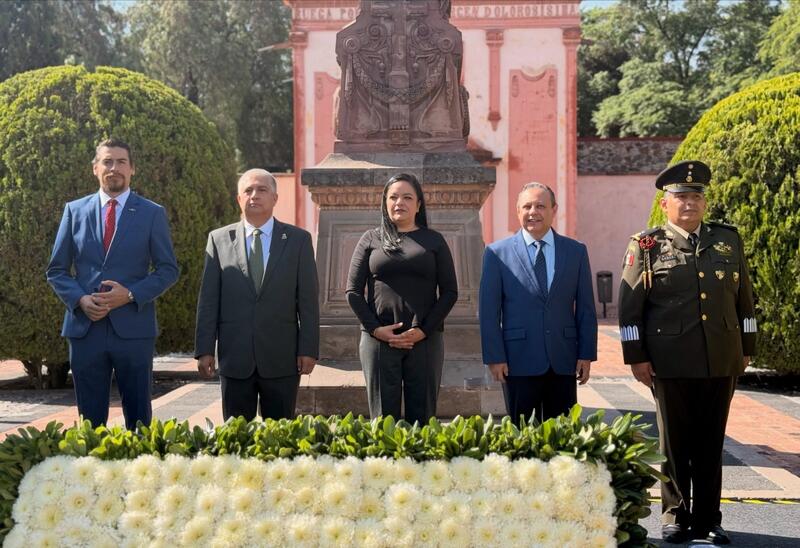Rinden homenaje a Josefa Ortiz de Domínguez en Querétaro