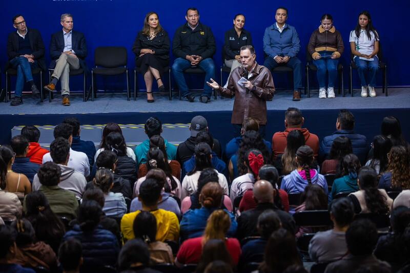 Mauricio Kuri entrega 44 becas de TC Energía para estudiantes queretanos Borrador automático