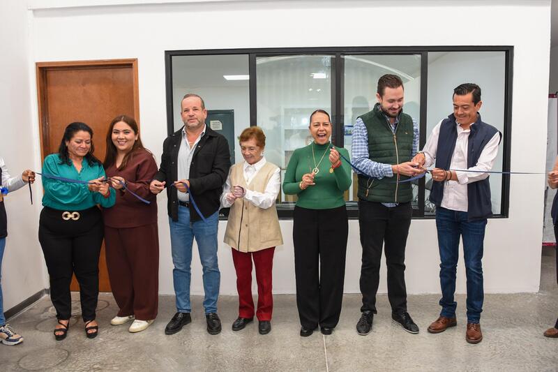 Reinauguran aula para fortalecer la convivencia y bienestar de personas adultas mayores en Corregidora Borrador automático