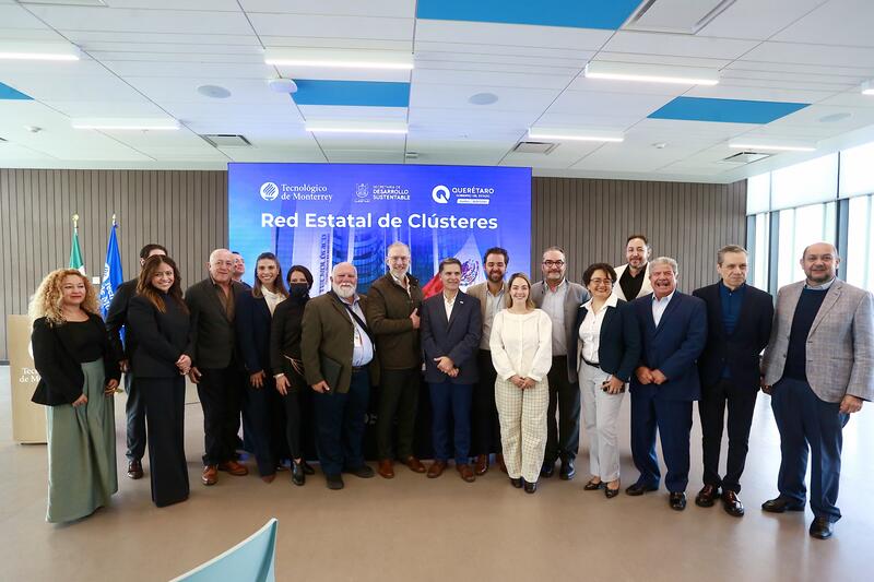 Marco Del Prete firma acuerdo para fortalecer clústeres en Querétaro