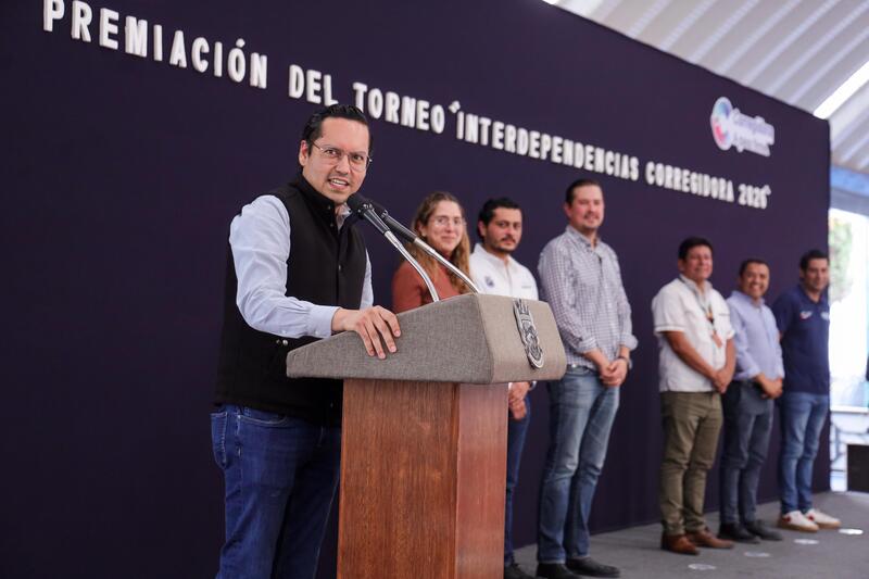 Chepe Guerrero premia a ganadores del Torneo Interdependencias Corregidora 2026 Borrador automático