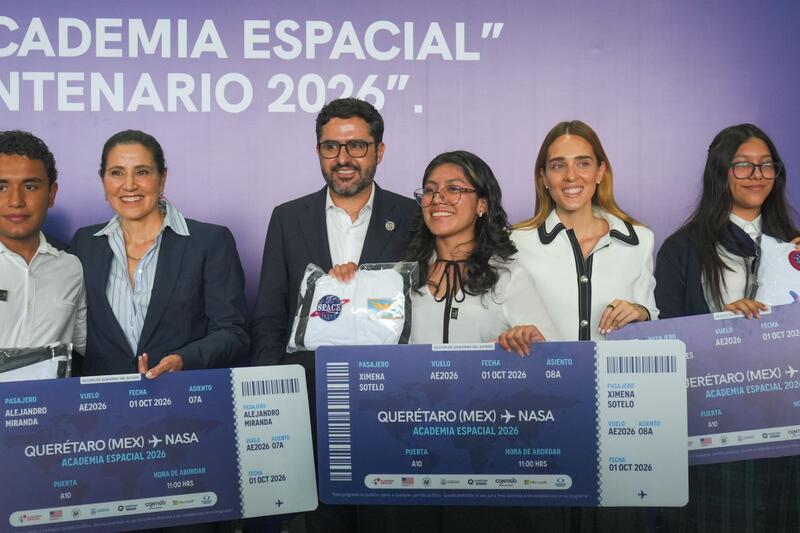 Dorantes destaca becas para jóvenes queretanos que viajarán a EU Borrador automático